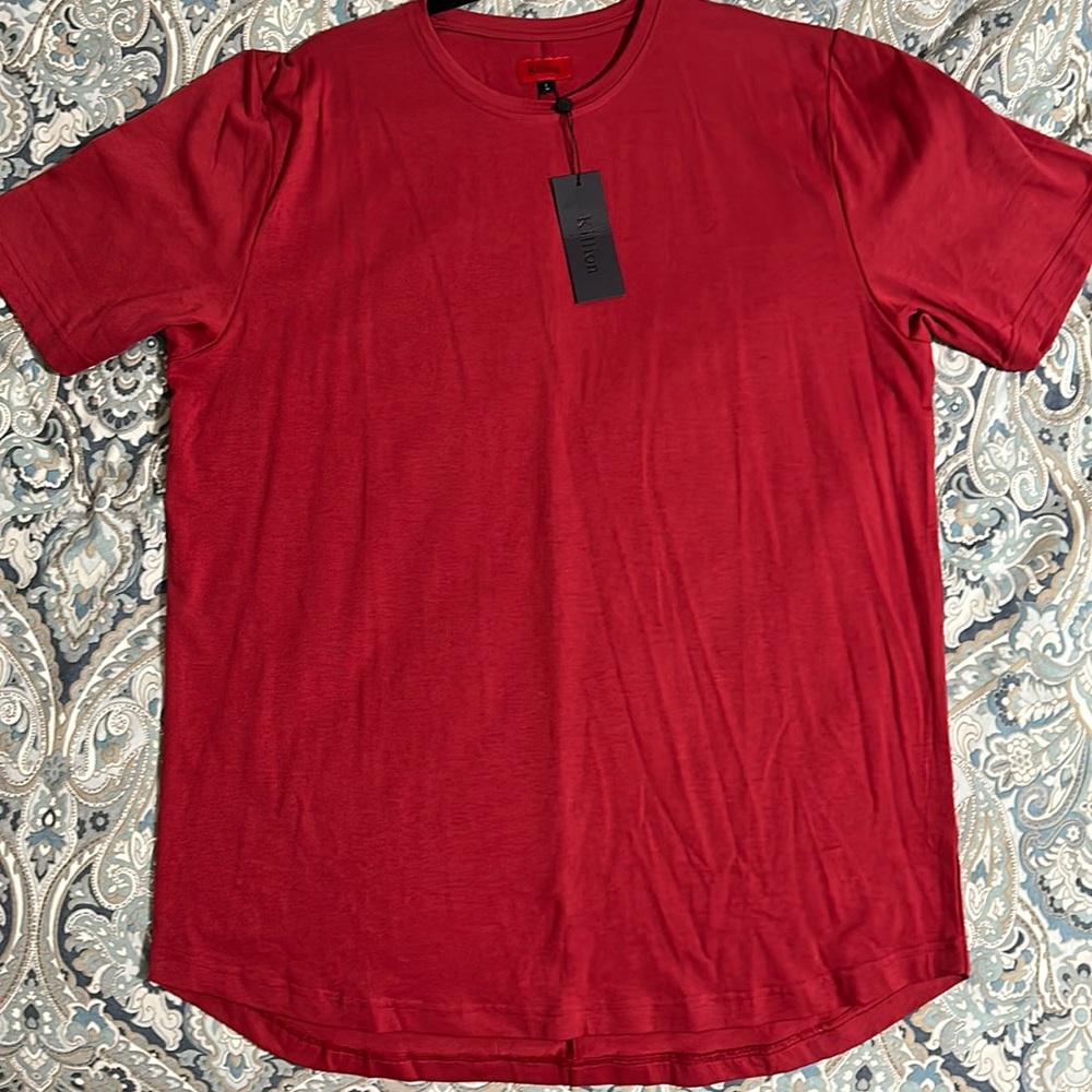 Killion NWT Scallop Tee